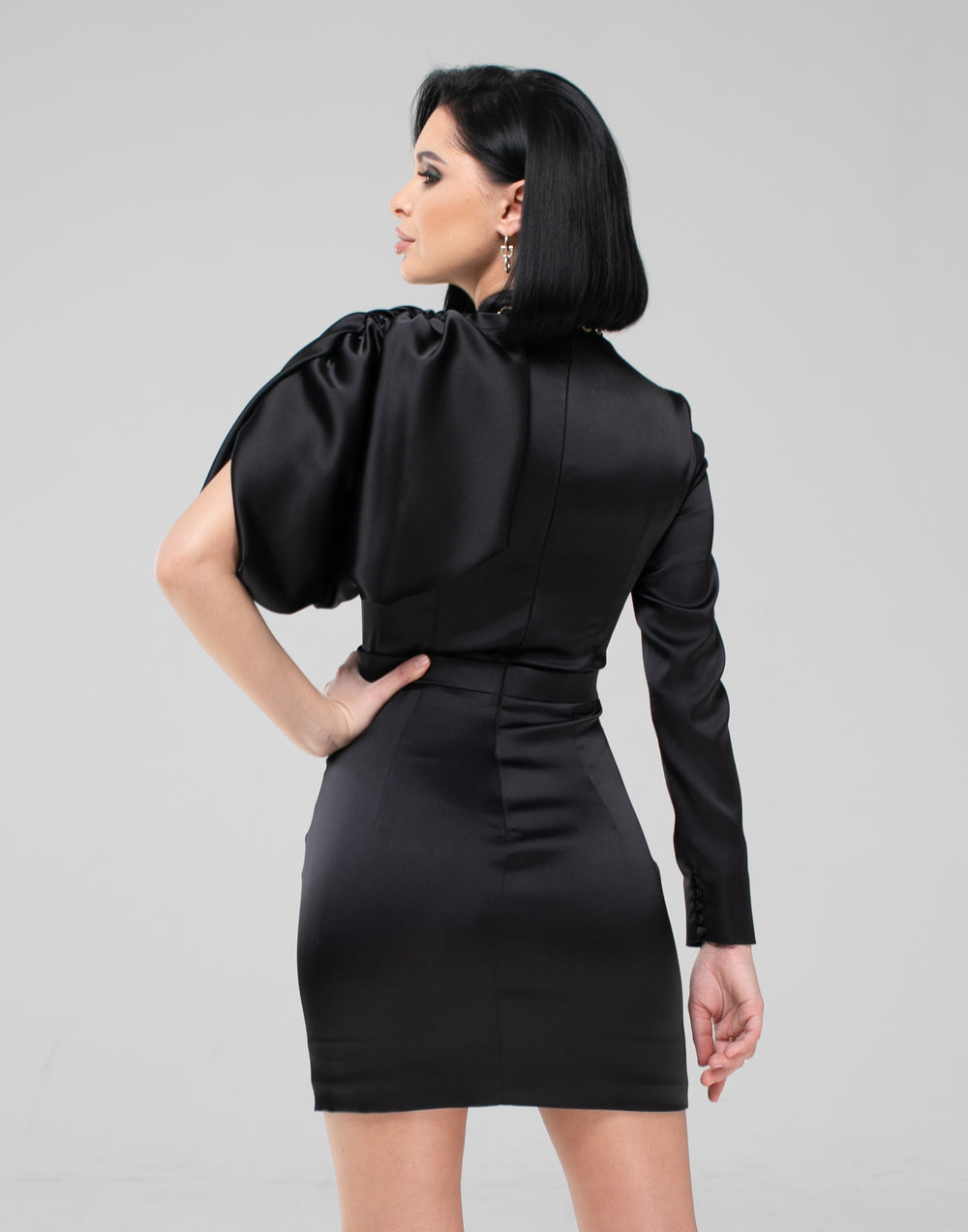 Load image into Gallery viewer, VICTORIA