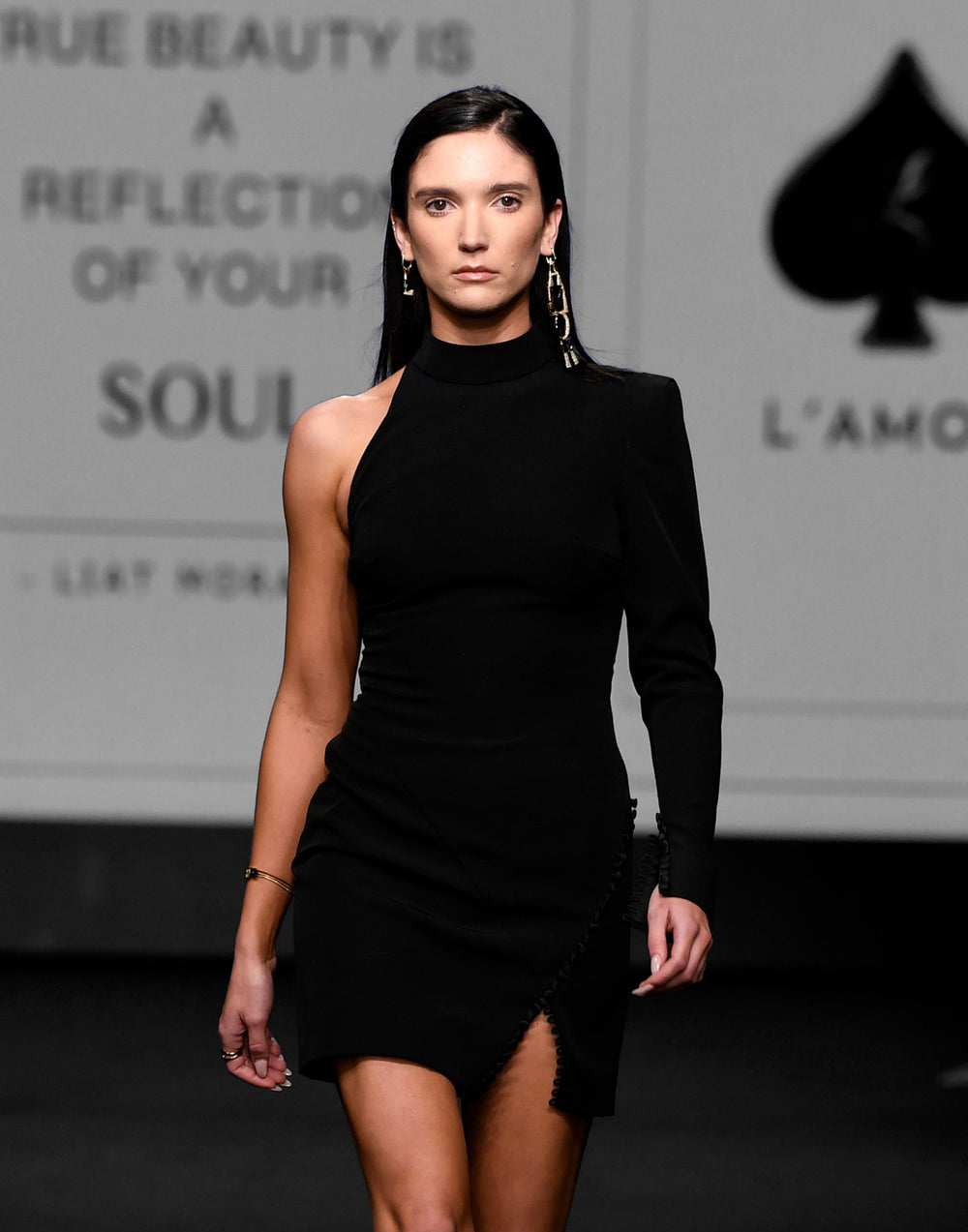 Load image into Gallery viewer, ADRIANA